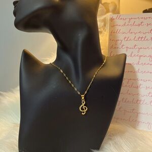 Elegant Gold Treble Clef Necklace
Stainless Steel
